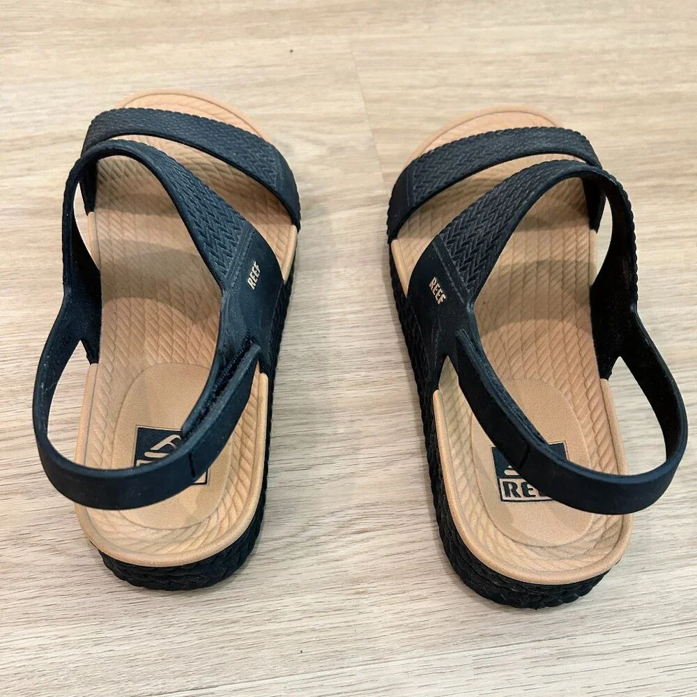 Women's Reef Water Vista Sandal Black/Tan Brand New!! Size 6 - Picture 2 of 4